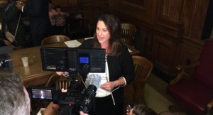 Goodwin sworn in, becomes first female mayor in Charleston history